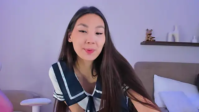 LexieLee online show from May 4, 10:11 am