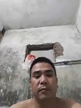 Snapshot of Tinh_love chatting on May 24, 2:44 pm Tinh love online show from May 24, 2:44 pm