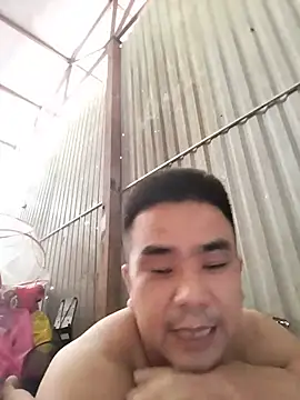 Snapshot of Tinh_love chatting on July 8, 5:23 am Tinh love online show from July 8, 5:23 am