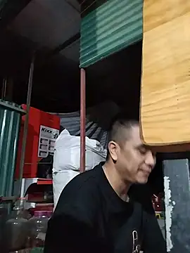 Snapshot of Tinh_love chatting on July 10, 2:19 pm Tinh love online show from July 10, 2:19 pm