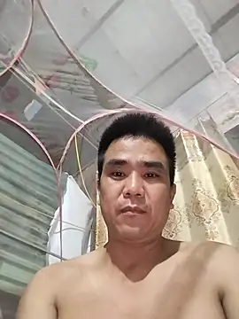 Snapshot of Tinh_love chatting on July 26, 4:03 pm Tinh love online show from July 26, 4:03 pm