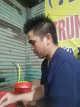 Snapshot of Tinh_love chatting on July 31, 11:53 am Tinh love online show from July 31, 11:53 am