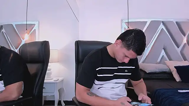 Chriss Diamond online show from April 13, 7:41 pm