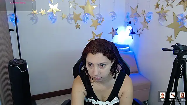 Julietta mx online show from March 28, 1:33 pm