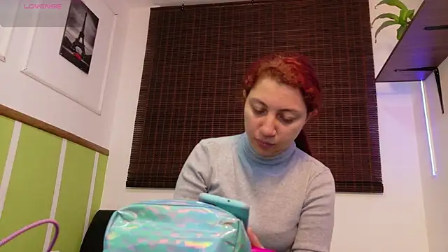 Julietta mx online show from March 31, 1:55 pm