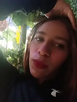 ValerieWoodsl online show from July 13, 5:05 pm
