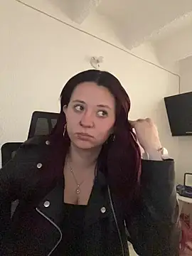 vitoria bell online show from April 14, 4:46 pm