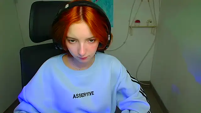 Butterfly Milly online show from March 30, 11:22 am