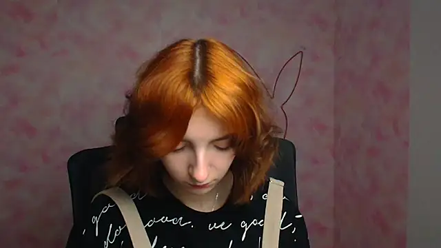 Butterfly Milly online show from April 14, 11:38 am