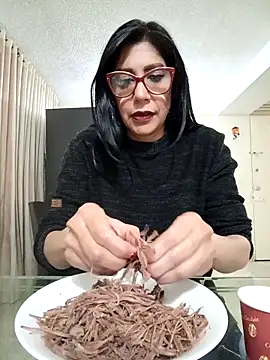 SamanthaRosse01  online show from April 3, 3:04 am