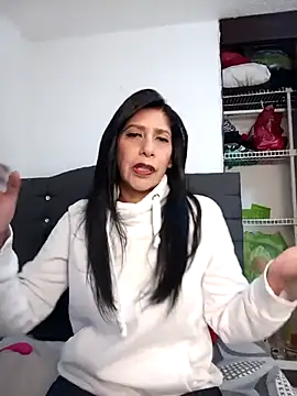 SamanthaRosse01  online show from April 8, 4:18 pm