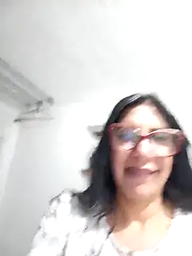 SamanthaRosse01  online show from April 17, 12:02 am