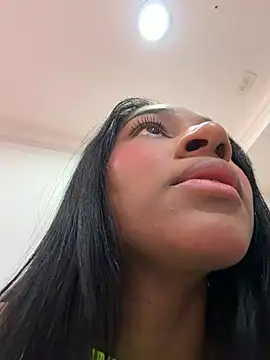 Snapshot of Angelicamayson chatting on July 3, 11:05 am Angelicamayson online show from July 3, 11:05 am