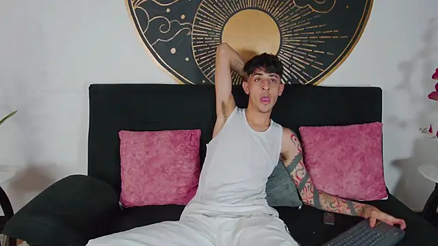 Martony Storm online show from April 20, 7:37 pm