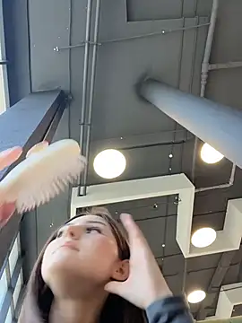 AnitaFly online show from April 13, 10:54 am