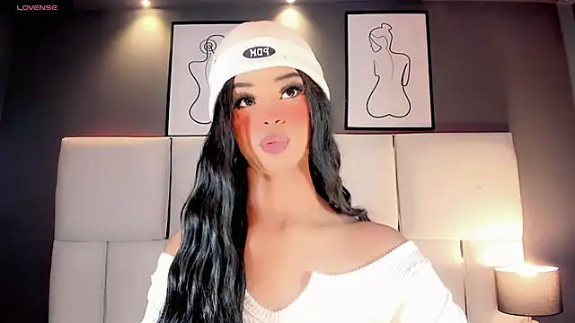 Kornylovee online show from April 14, 8:48 pm