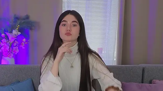 SunnyBloss online show from March 30, 1:45 pm