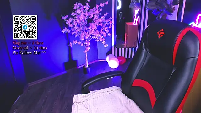 angelic coy online show from April 10, 4:01 pm