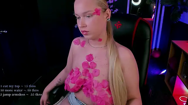 angelic coy online show from April 17, 4:32 pm