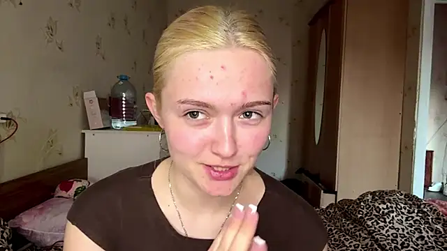 Sophia Blonde online show from April 8, 2:28 pm