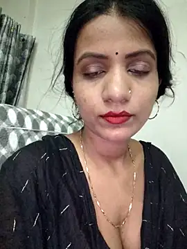 Snapshot of khushi_ji00 chatting on July 15, 9:31 pm khushi ji00 online show from July 15, 9:31 pm