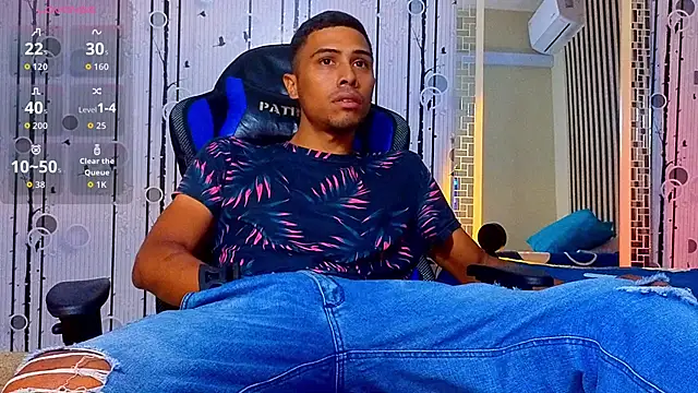 Charlies Fox online show from April 17, 7:17 pm