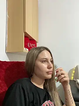 ScarlettMussee online show from April 16, 8:42 pm