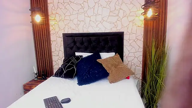 maria garciaa online show from April 7, 1:22 pm