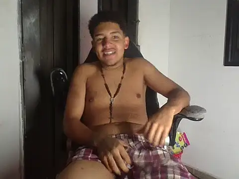 simonchacalxl online show from April 17, 3:04 pm