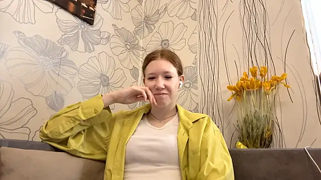 KiraNice1 online show from March 26, 7:03 am