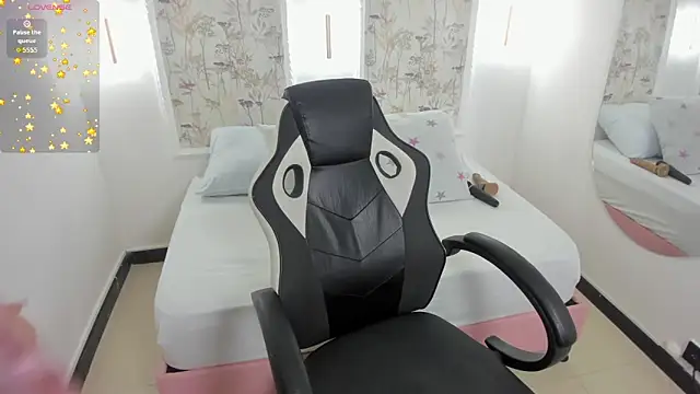 madison abril online show from April 14, 3:01 am