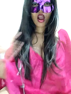 MELONSQUEEN online show from May 1, 9:30 pm