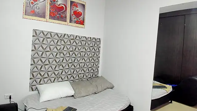 Benjamin lich online show from April 11, 5:28 pm