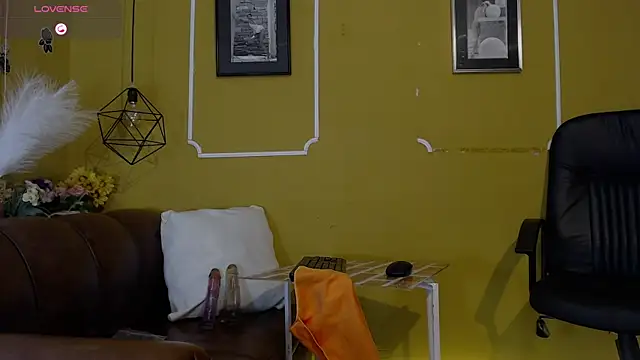 AmericaMillan ds online show from March 30, 1:56 pm