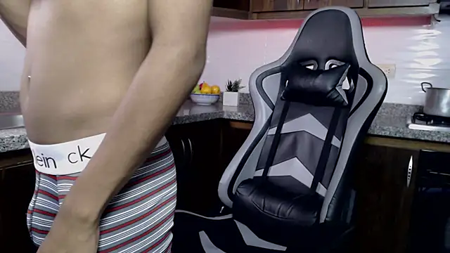 LexSin17 online show from March 31, 7:47 pm