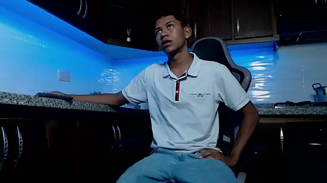 LexSin17 online show from April 14, 7:20 pm