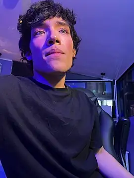 Snapshot of IsaacNovaa chatting on July 18, 11:41 pm IsaacNovaa online show from July 18, 11:41 pm
