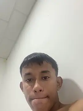 io skay online show from April 13, 10:59 pm