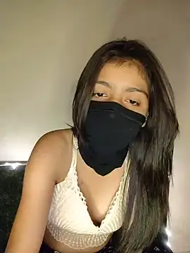 Snapshot of Prihu143 chatting on July 6, 6:21 pm Prihu143 online show from July 6, 6:21 pm