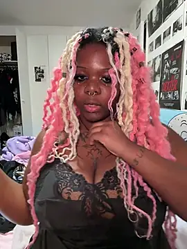 Nyla xox online show from April 4, 10:07 pm