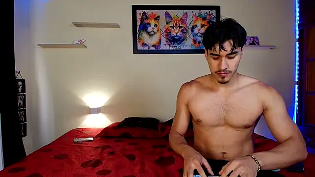 Snapshot of thesexy_couplexxx chatting on July 15, 9:42 pm thesexy couplexxx online show from July 15, 9:42 pm