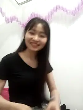 Xiangchuu online show from March 25, 1:39 pm