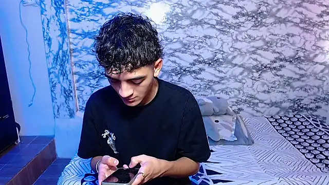 escanor ar online show from April 9, 7:41 pm