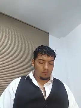 Itsdavidxxx online show from April 17, 2:03 am