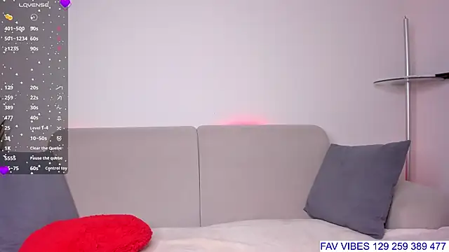 HoneyBunnyy  online show from July 17, 7:19 pm