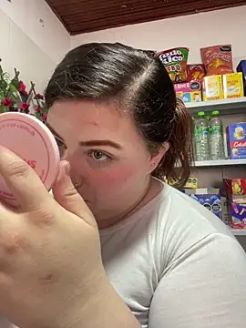 kitty  pinnk online show from April 7, 7:58 pm