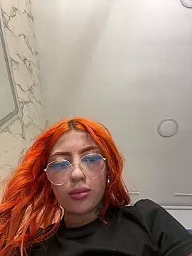 Magic liah online show from April 16, 9:39 pm