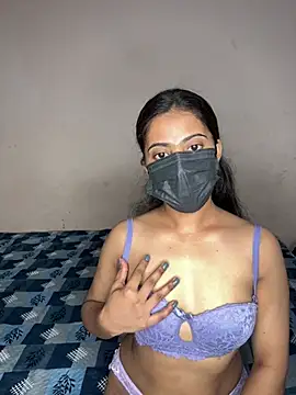 Snapshot of Riya_leone chatting on July 17, 7:52 pm Riya leone online show from July 17, 7:52 pm