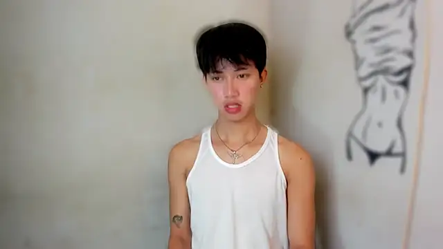 luxurioux blake online show from April 9, 9:15 am