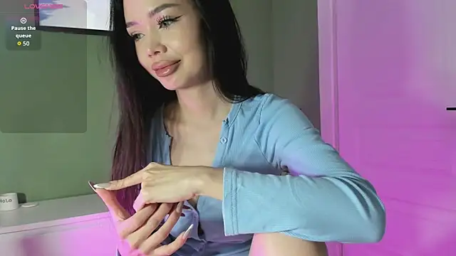 Moon1ightFairy online show from April 14, 8:15 pm